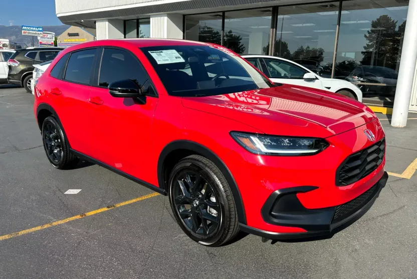 2025 Honda HR-V Sport photo 1