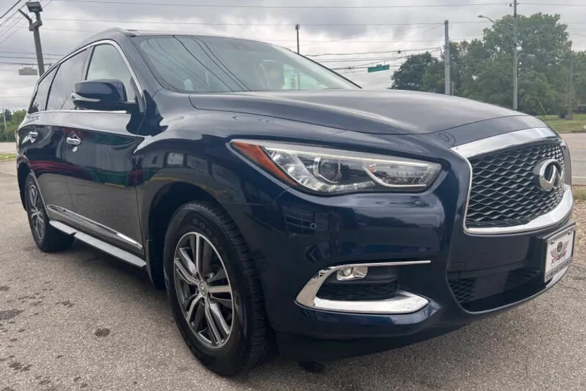 2017 Infiniti QX60 Base photo 1