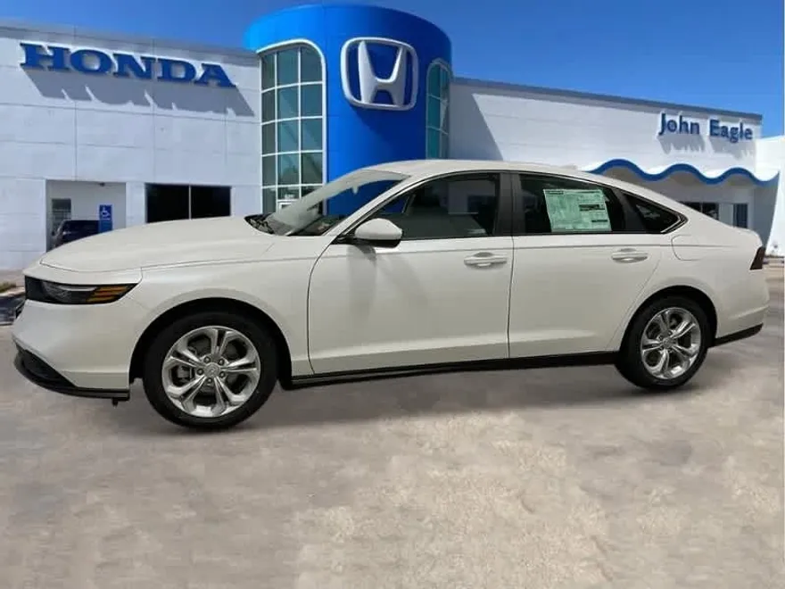 2025 Honda Accord LX photo 1