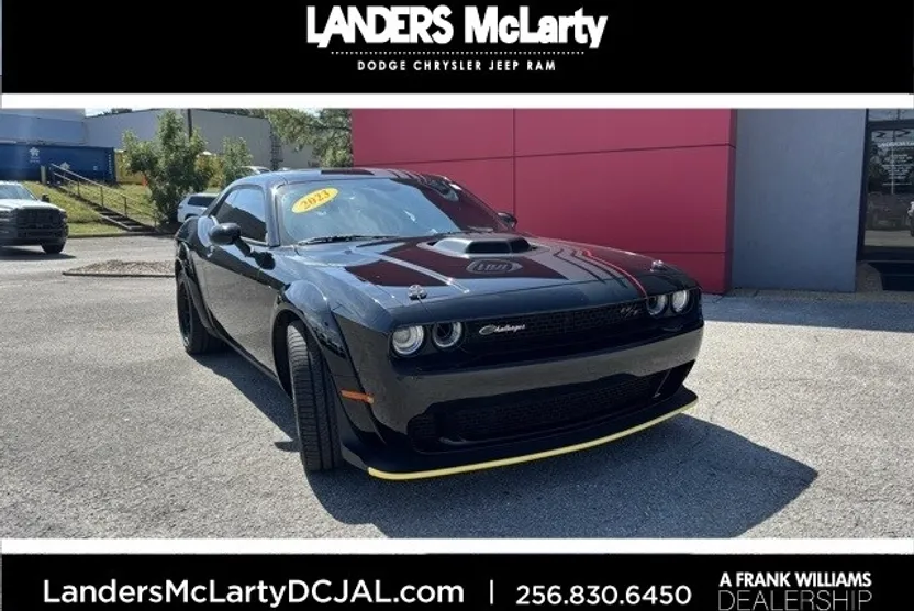 2023 Dodge Challenger R/T Scat Pack Widebody photo 1