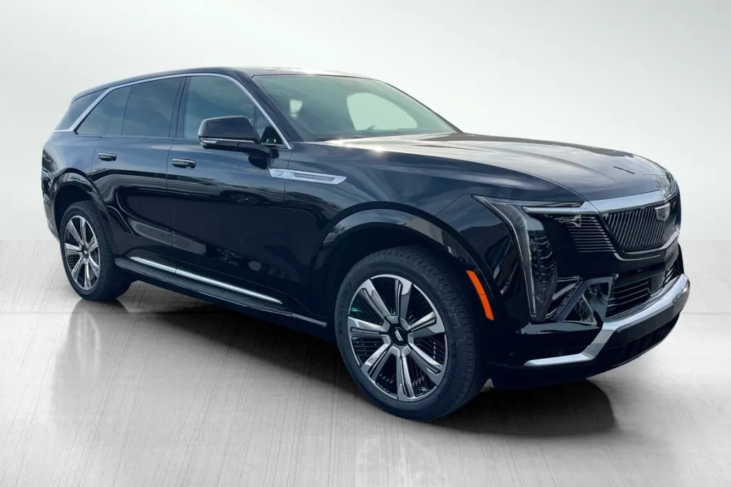 2025 Cadillac Escalade IQ Luxury photo 1