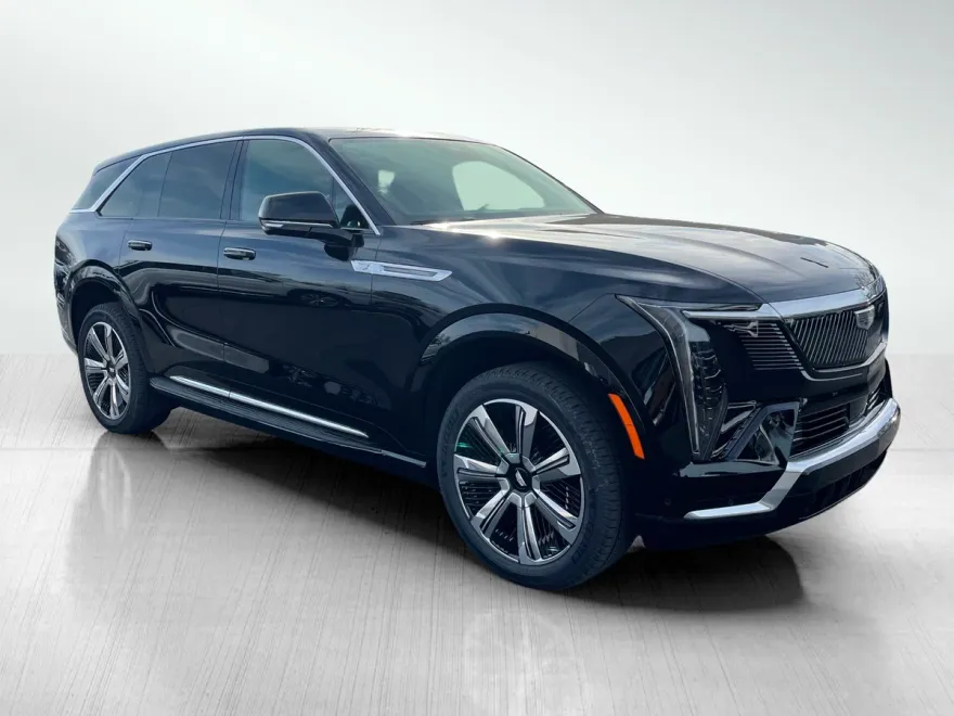 2025 Cadillac Escalade IQ Luxury photo 1