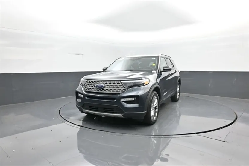 2022 Ford Explorer Limited photo 1