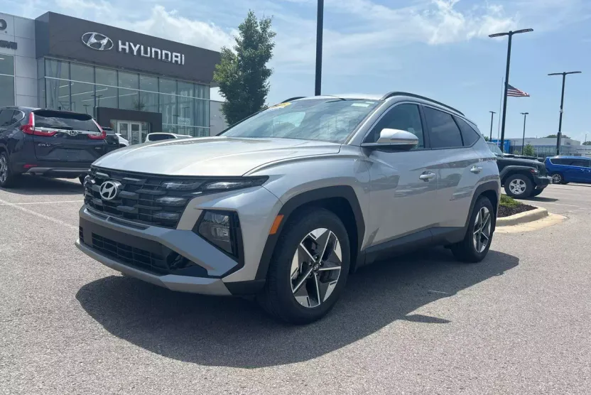 2025 Hyundai Tucson SEL Convenience photo 1