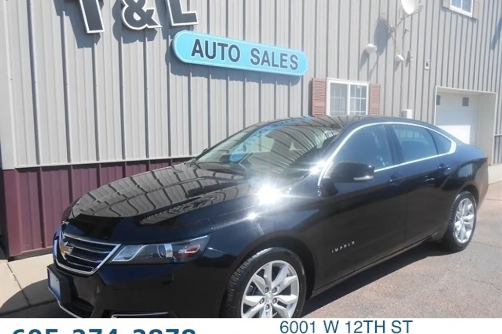 2016 Chevrolet Impala photo 1