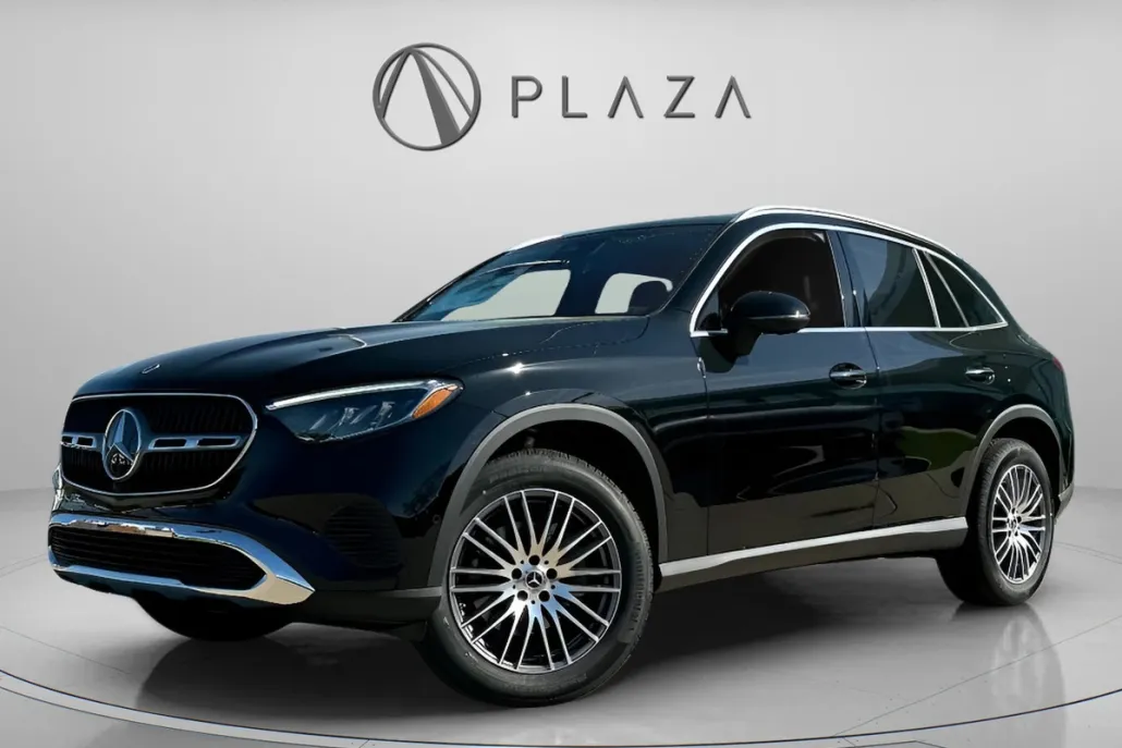 2025 Mercedes Benz GLC 300 4MATIC photo 1