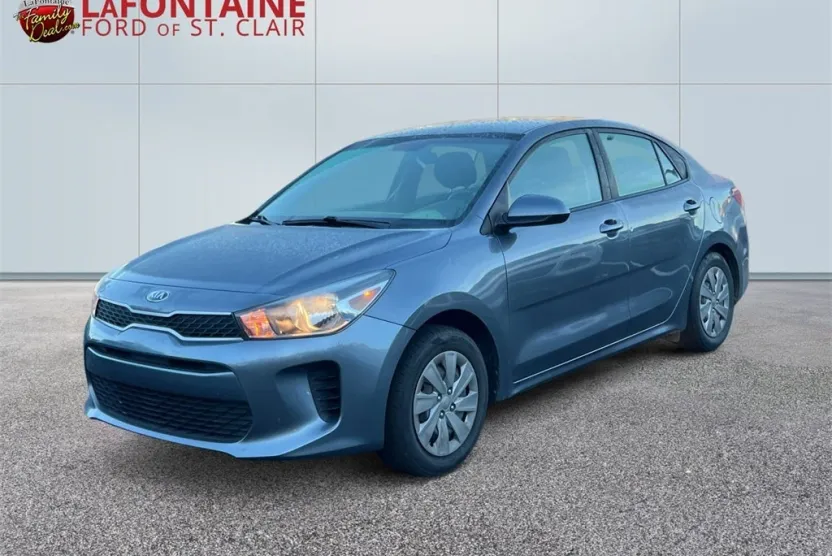 2019 Kia Rio S photo 1