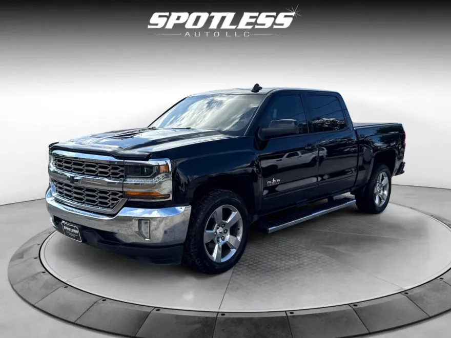 2018 Chevrolet Silverado 1500 LT photo 1