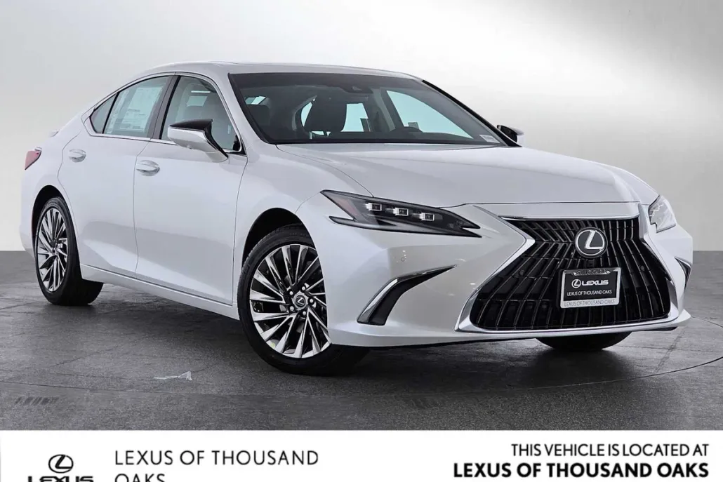 2025 Lexus ES 300h Luxury photo 1