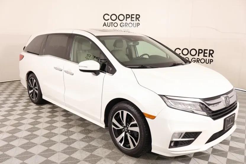 2020 Honda Odyssey Elite photo 1