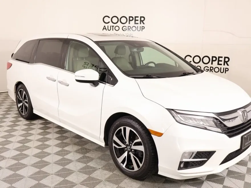 2020 Honda Odyssey Elite photo 1
