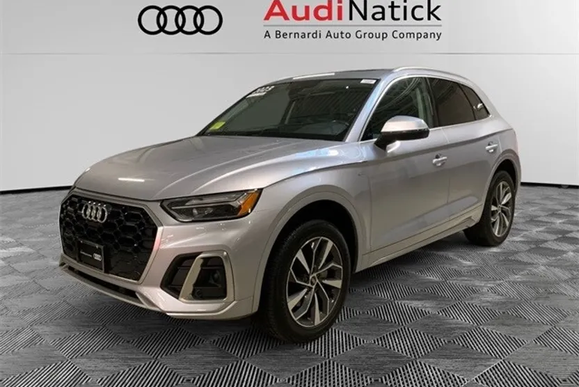 2023 Audi Q5 45 S line Premium photo 1
