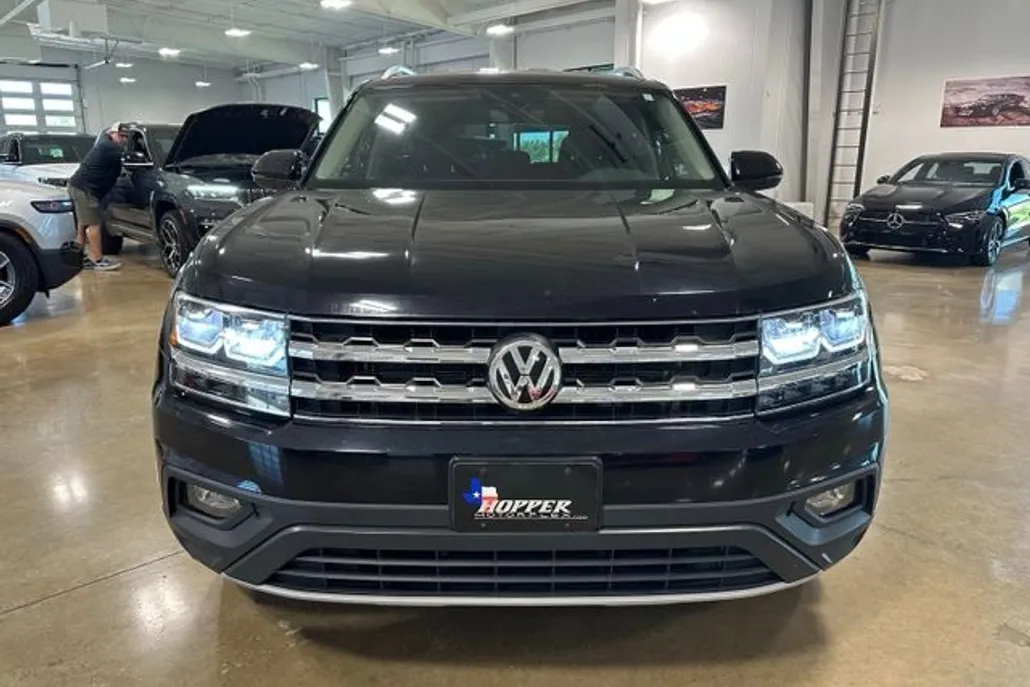 2019 Volkswagen Atlas V6 SE Technology Premium photo 1