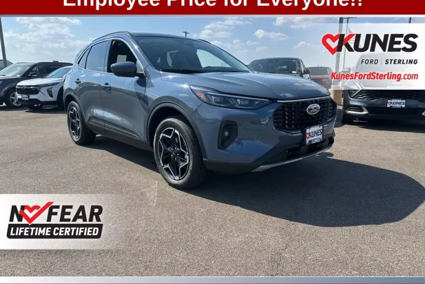 2026 Ford Escape Platinum photo 1