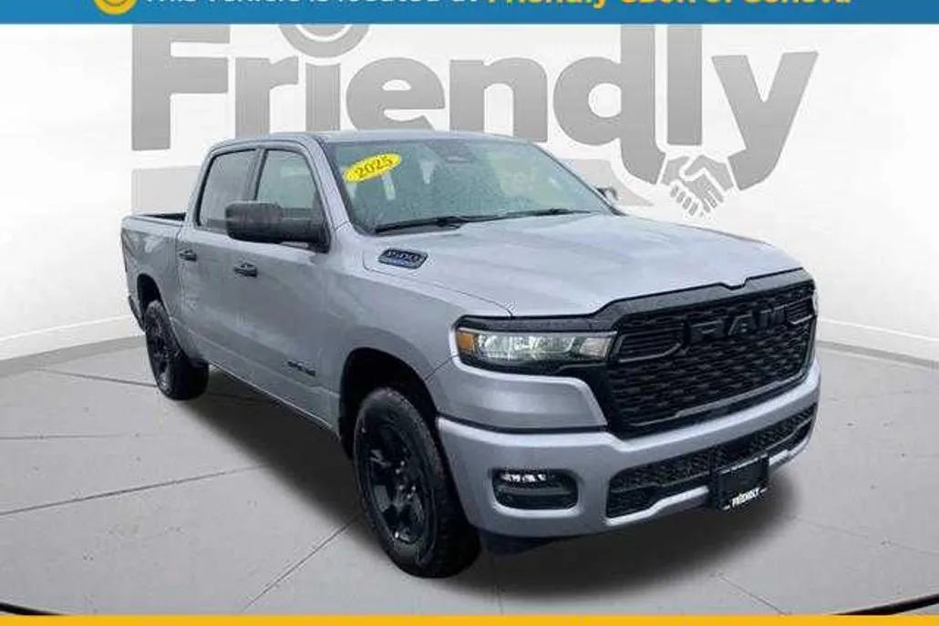 2025 Ram 1500 Tradesman photo 1