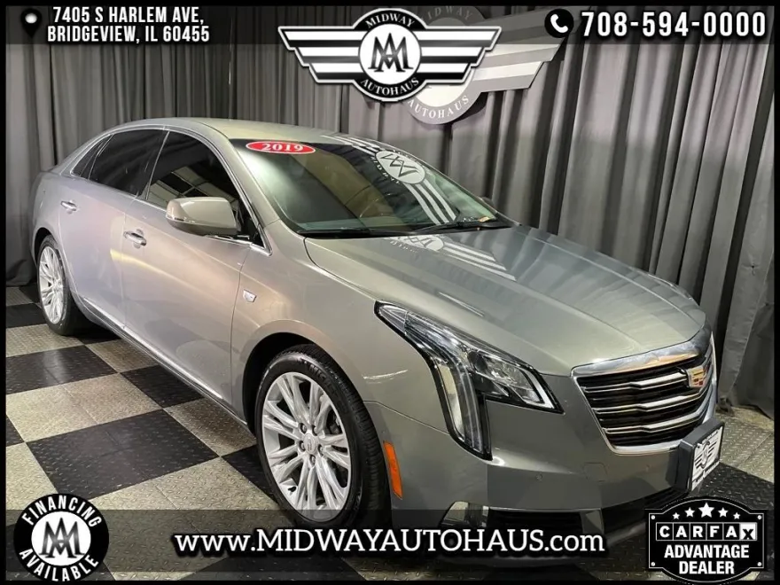 2019 Cadillac XTS Luxury photo 1