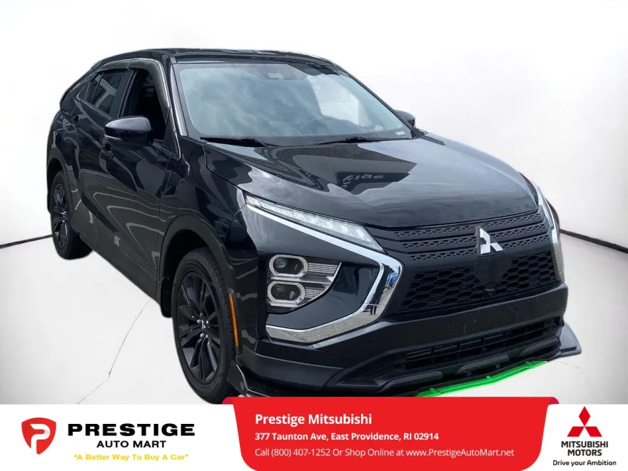 2023 Mitsubishi Eclipse Cross LE photo 1