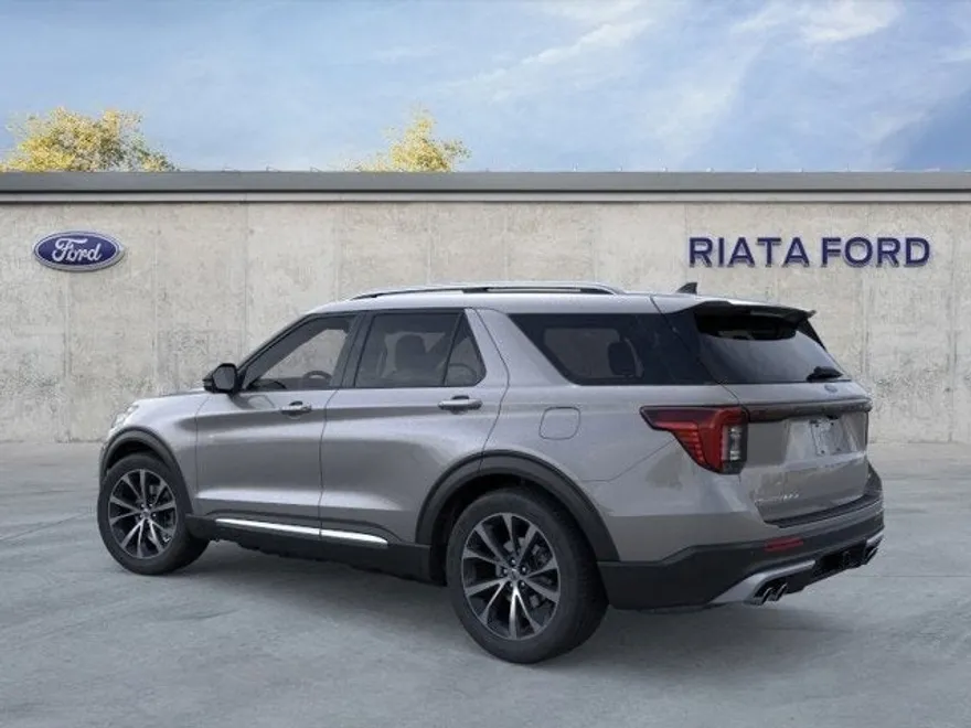 2025 Ford Explorer Platinum photo 1