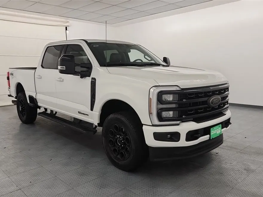 2024 Ford F-250 photo 1