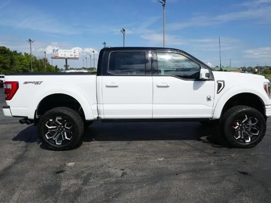 2022 Ford F-150 Lariat photo 1