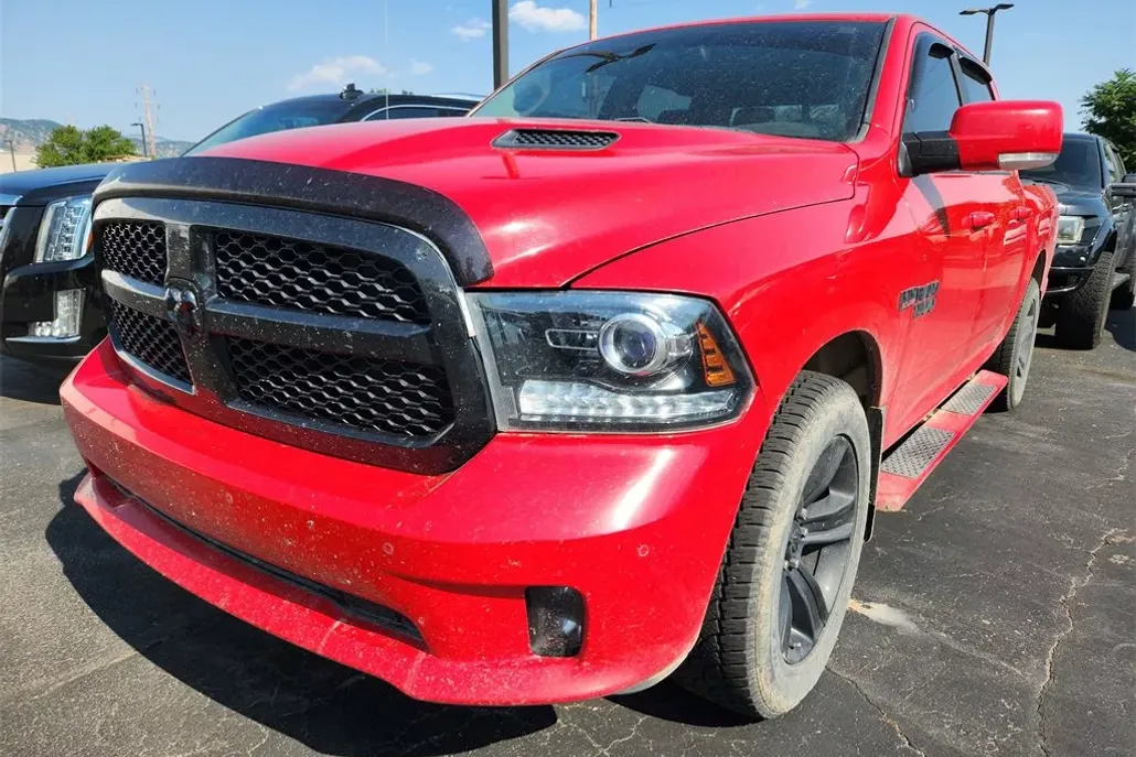 2018 Ram 1500 Sport photo 1