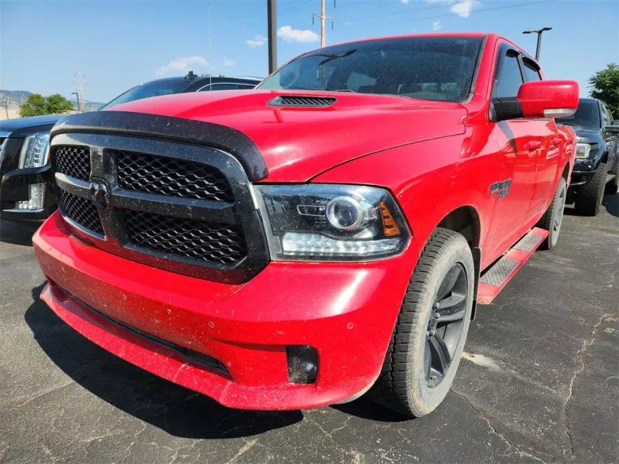 2018 Ram 1500 Sport photo 1