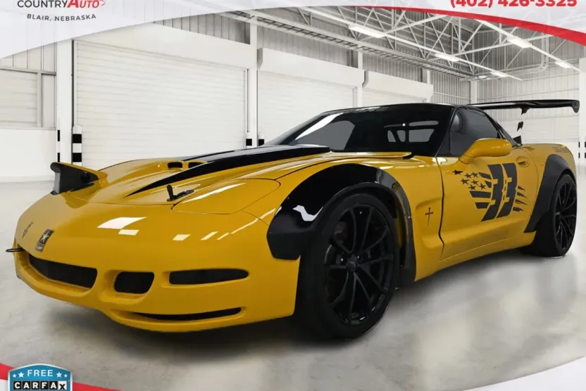 2002 Chevrolet Corvette Coupe photo 1