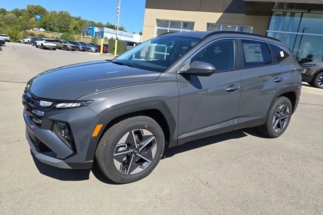 2026 Hyundai Tucson SEL photo 1