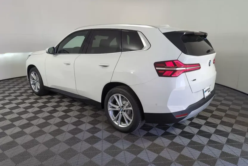 2025 Bmw X3 30x Drive photo 1