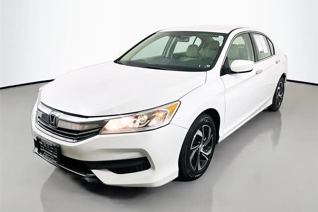 2017 Honda Accord LX photo 1
