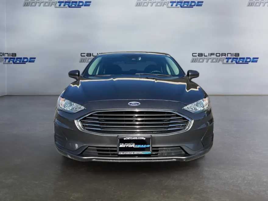 2020 Ford Fusion Hybrid SE photo 1