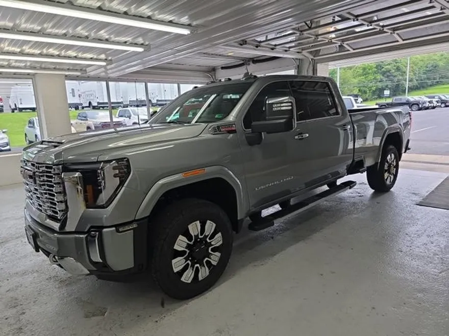 2025 Gmc Sierra HD Denali photo 1