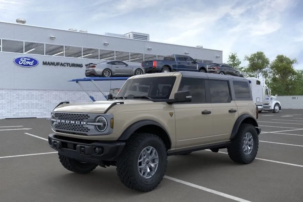 2025 Ford Bronco Badlands photo 1