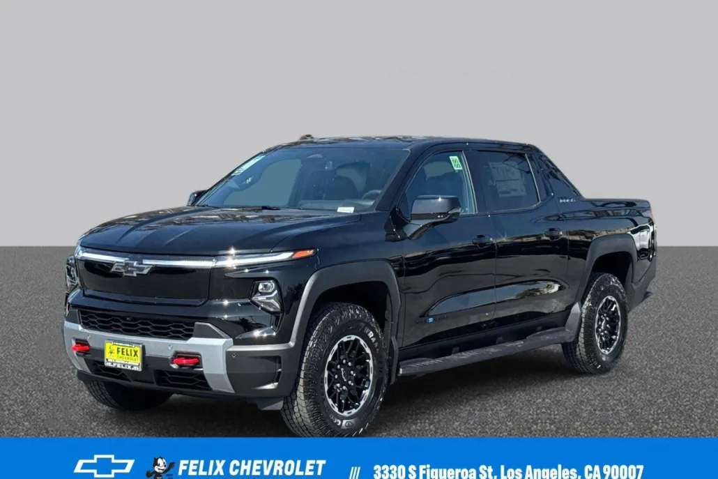2026 Chevrolet Silverado EV Trail Boss photo 1