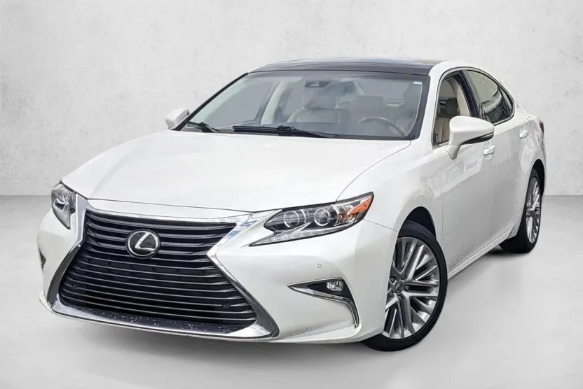 2016 Lexus ES 350 photo 1