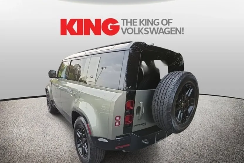 2023 Land Rover Defender X-Dynamic SE photo 1