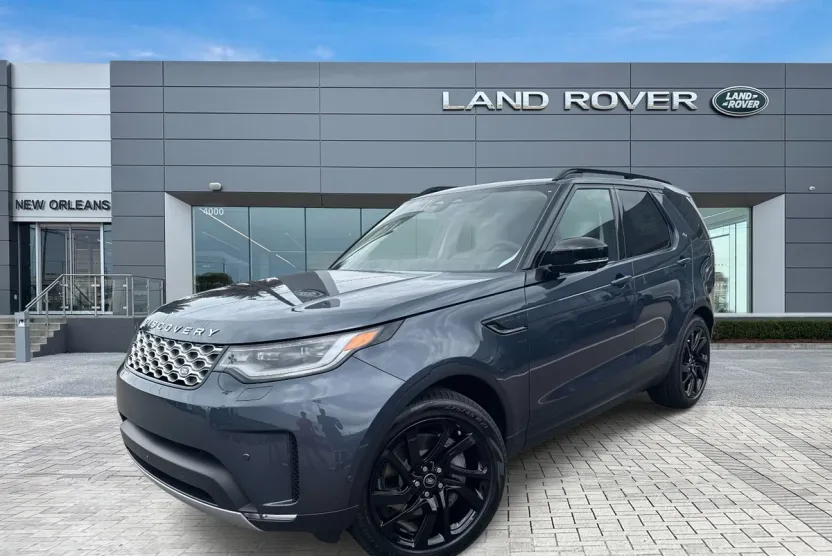 2025 Land Rover Discovery S photo 1