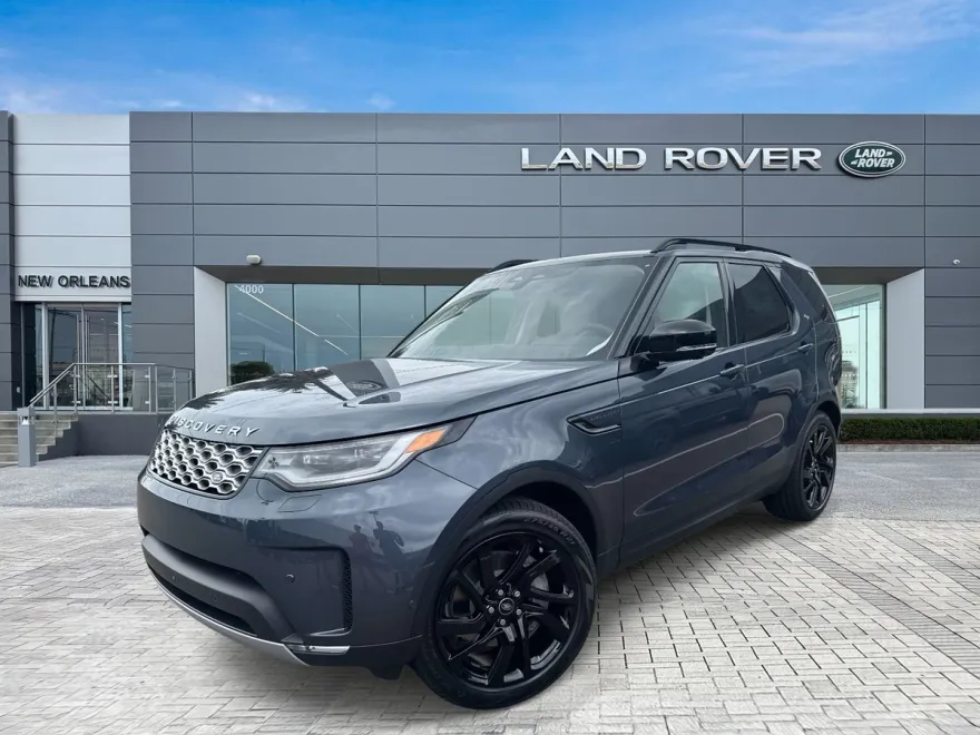 2025 Land Rover Discovery S photo 1