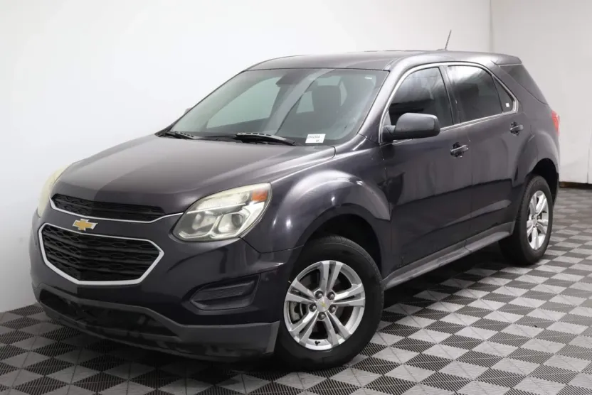 2016 Chevrolet Equinox LS photo 1