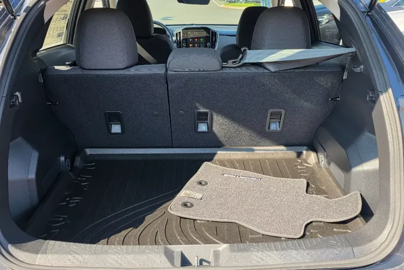2025 Subaru Crosstrek Premium photo 1