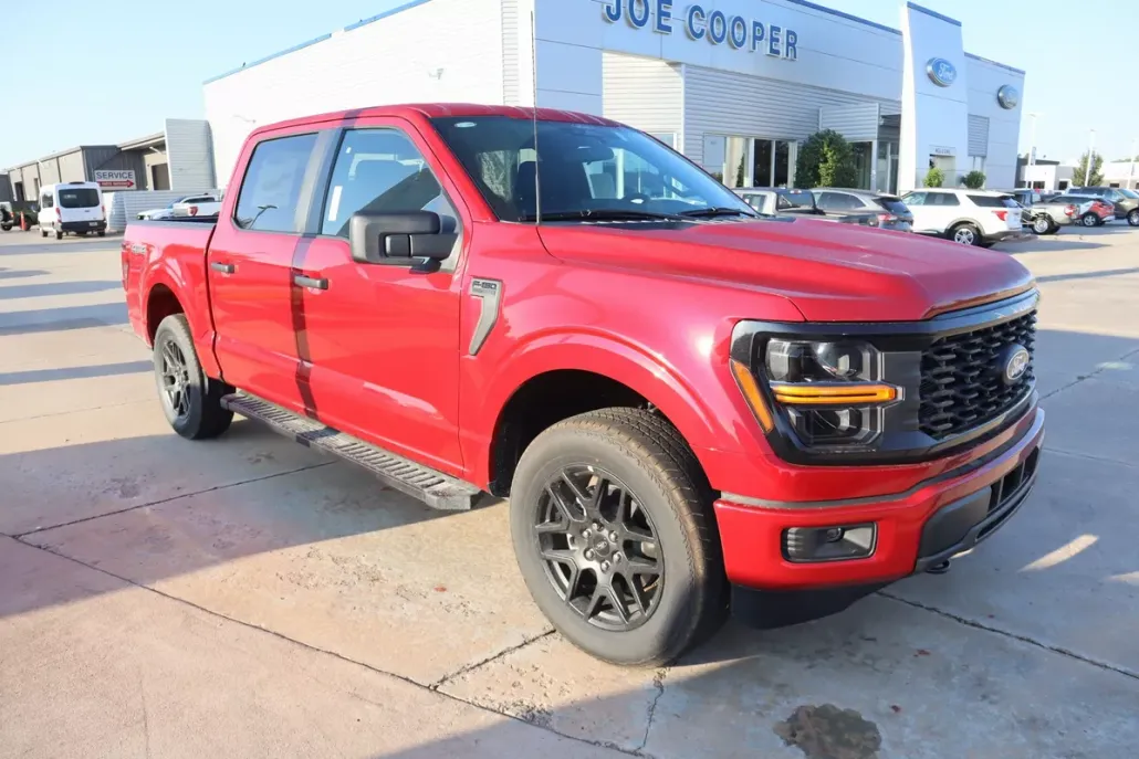 2025 Ford F-150 STX photo 1