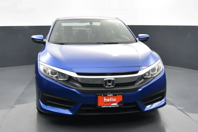2017 Honda Civic LX photo 1