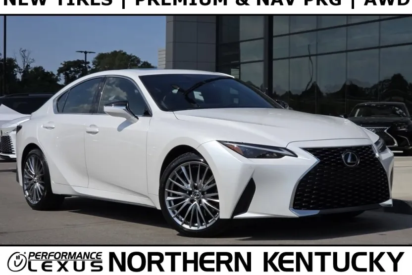 2022 Lexus IS 300 photo 1