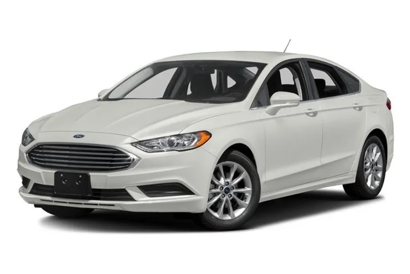 2018 Ford Fusion S photo 1