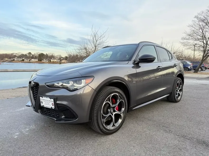 2024 Alfa Romeo Stelvio Tributo Italiano photo 1