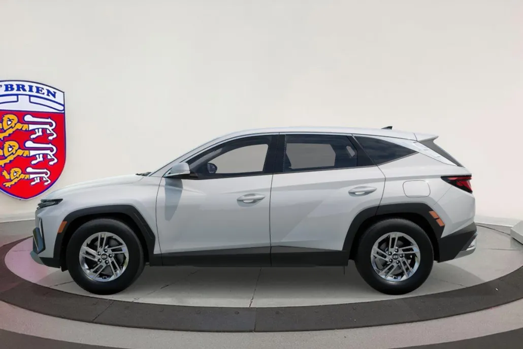 2026 Hyundai Tucson SE photo 1