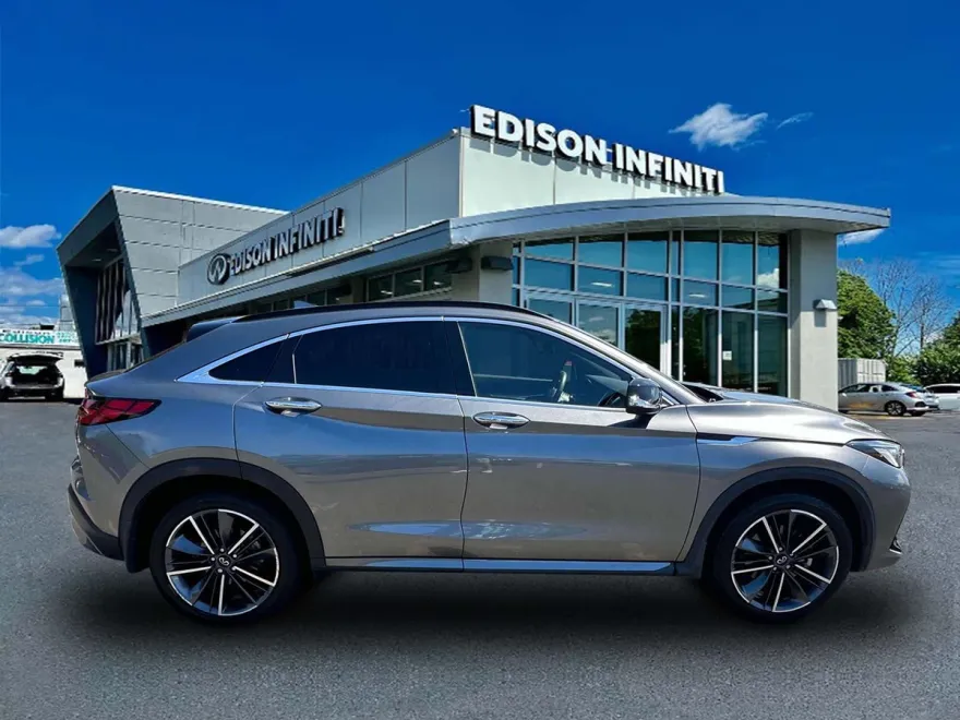 2024 Infiniti QX55 Luxe photo 1