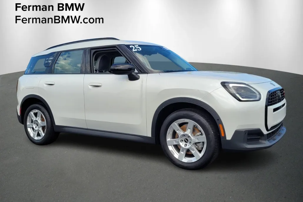 2025 Mini Countryman ALL4 S photo 1