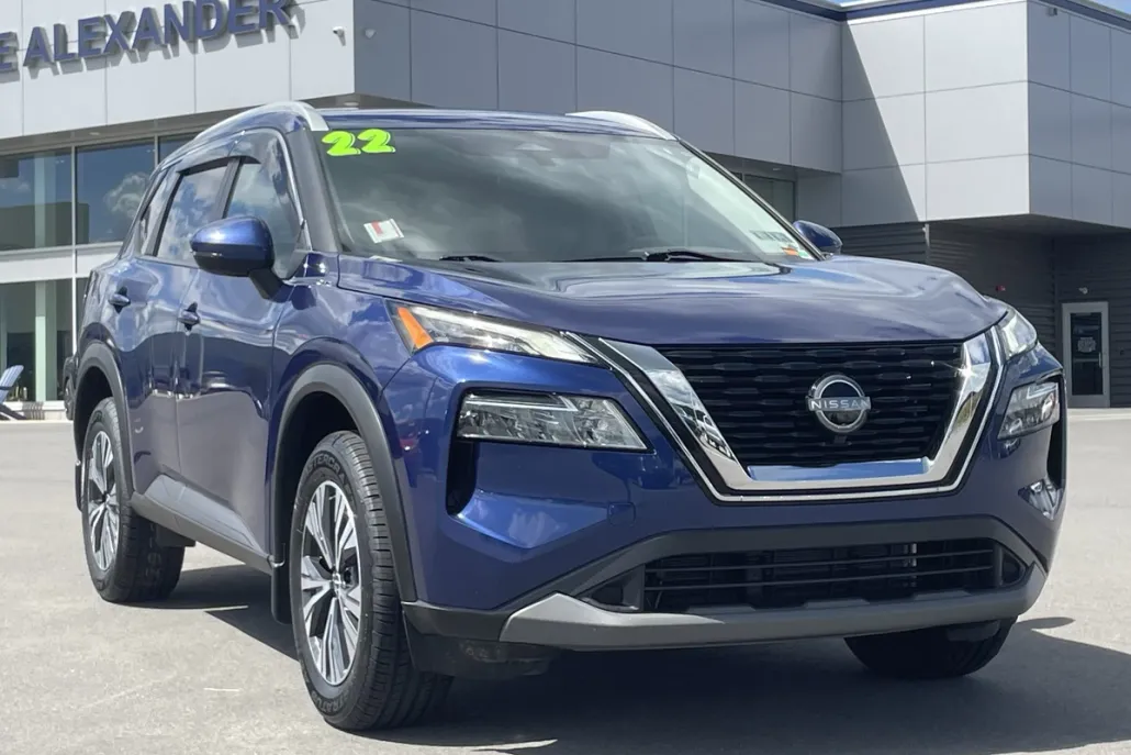 2022 Nissan Rogue AWD SV photo 1
