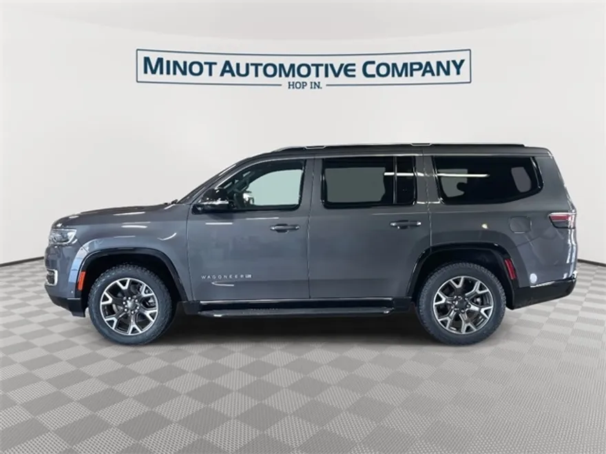 2023 Jeep Wagoneer Series III photo 1